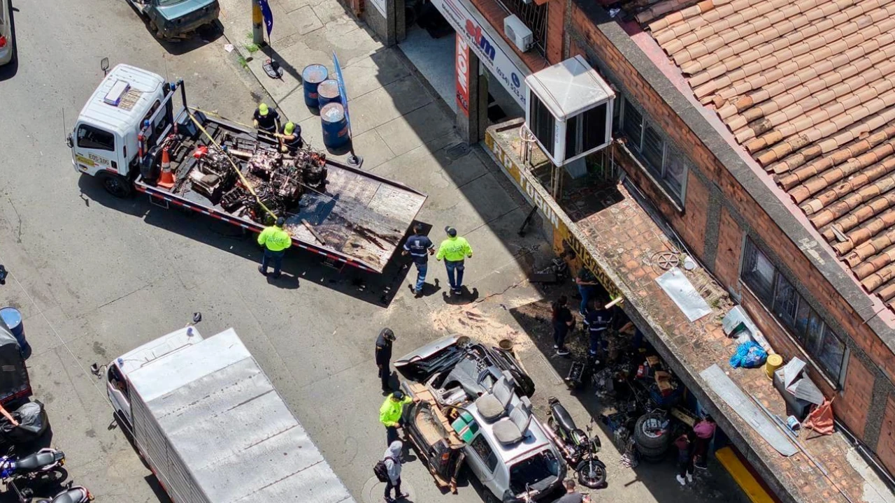 Comercialización-autopartes-Barrio-Triste