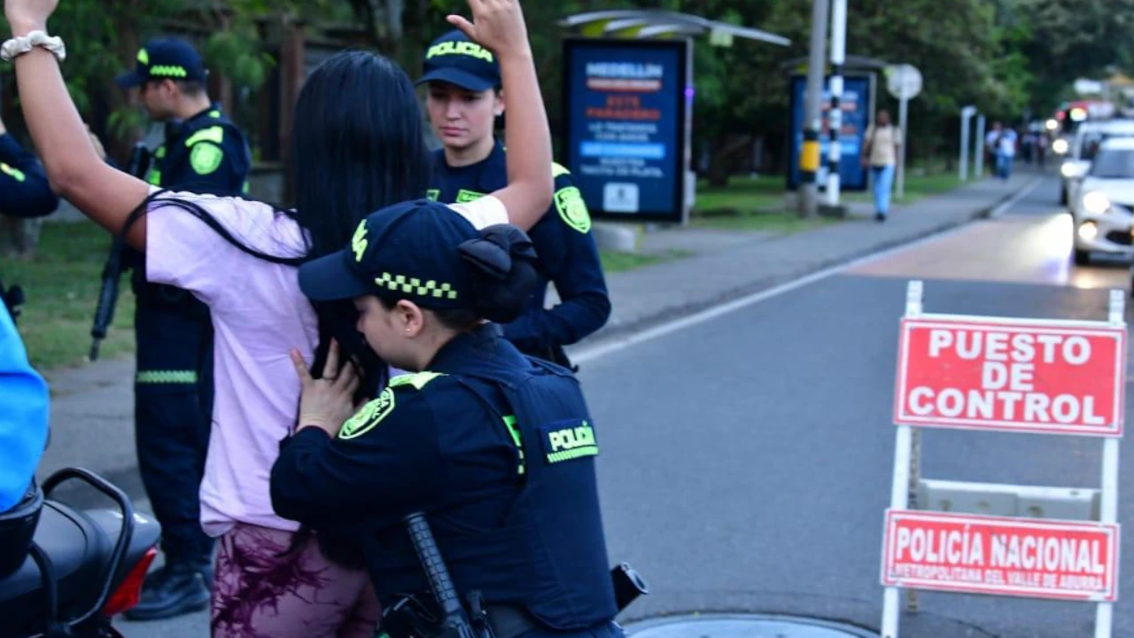Policía Nacional refuerza seguridad durante la semana de receso escolar Controles-semana-de-receso