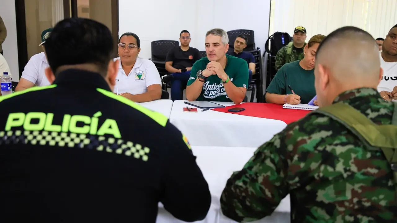 Gobernador de Antioquia resalta reducción del crimen y fortalecimiento de la seguridad en el Bajo Cauca