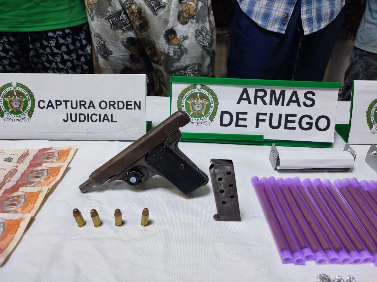 Caen 11 integrantes del GDCO “Las Independencias”: comercializaban estupefacientes en la comuna 13 1 Incautación-Las-independencias-3