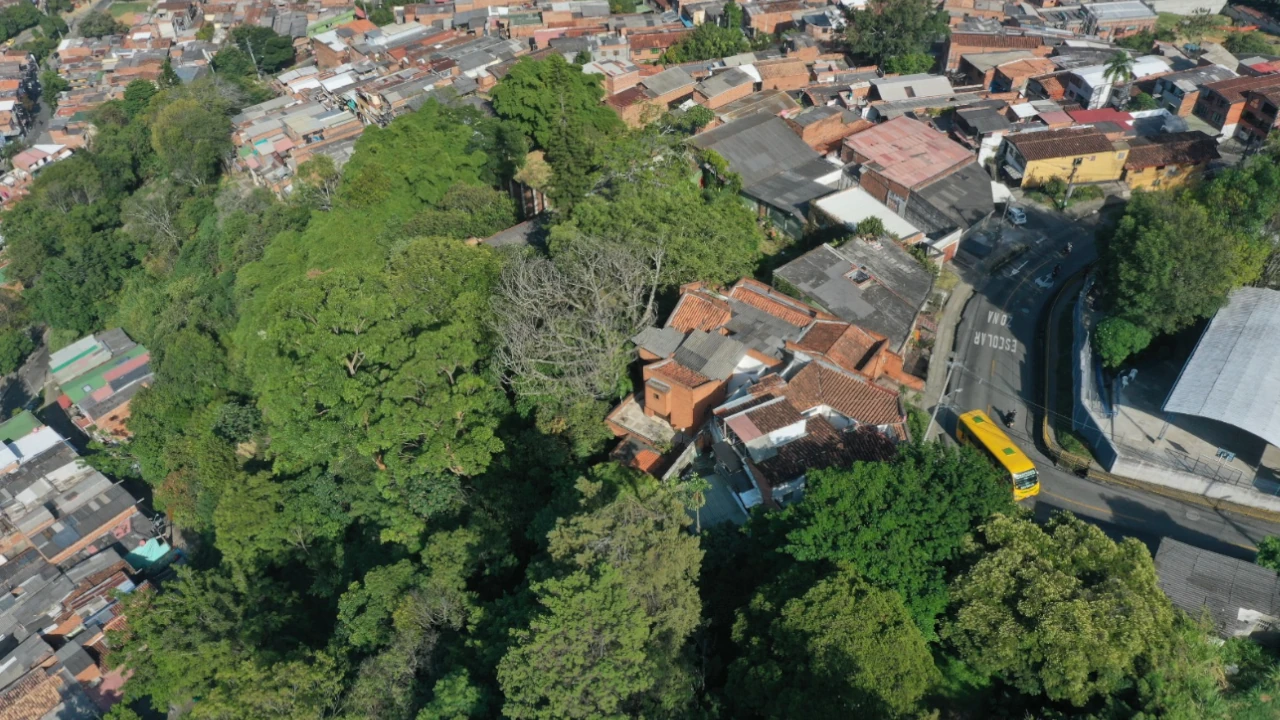 Medellín presentó avances de un nuevo megacolegio en Villa Hermosa: podrá albergar 300 estudiantes Megacolegio-Villa-Hermosa