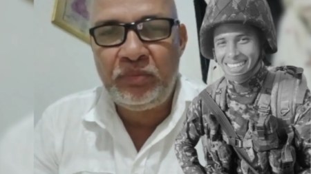 Padre del soldado Mejía le pide a Petro que no use su dolor para hacer política