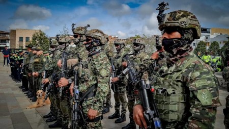 Rionegro-uniformados