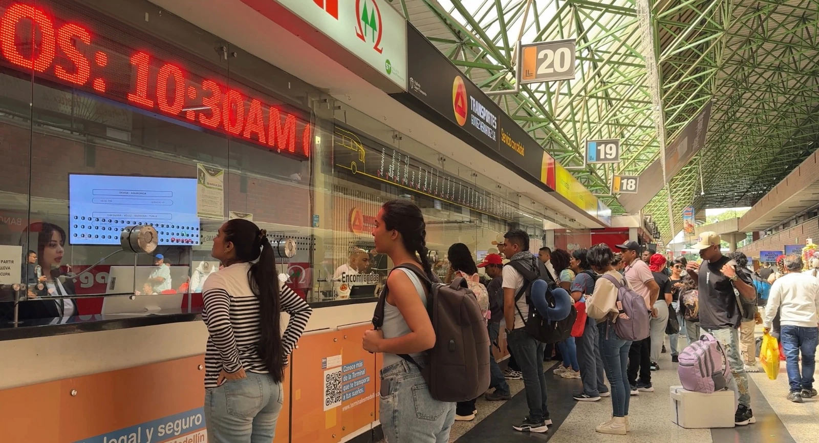 Terminales Medellín reforzará operativos de control en la semana de receso escolar: esperan 724.000 pasajeros 1 Terminales-receso-escolar-1