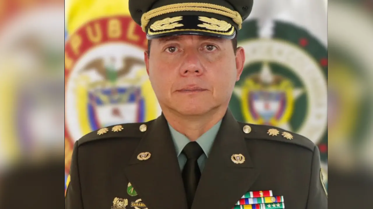 El general (r) William Rincón asumirá la dirección de la Policía Nacional tras la salida de Triana