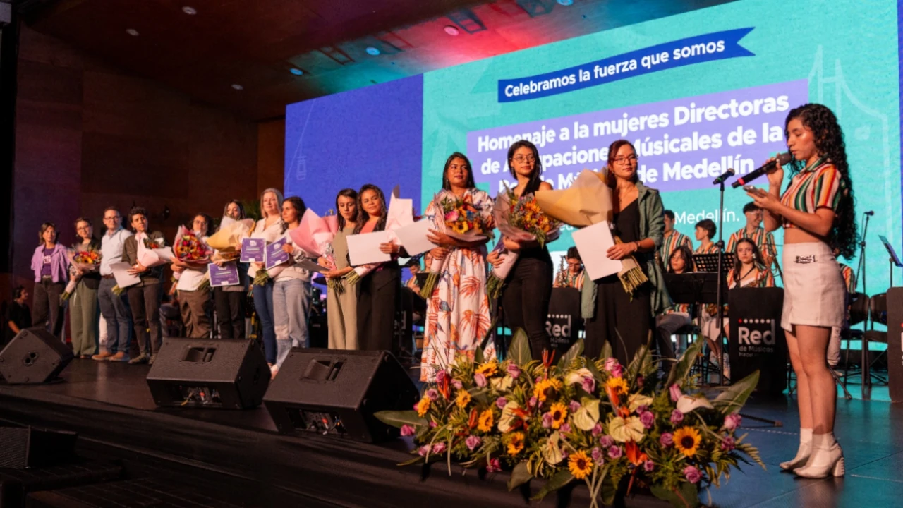 mujeres-al-frente-del-cambio