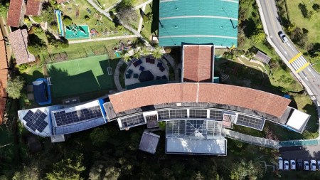 El Colegio Theodoro Hertzl impulsa el uso de energía solar como parte de su estrategia para fortalecer su compromiso ambiental