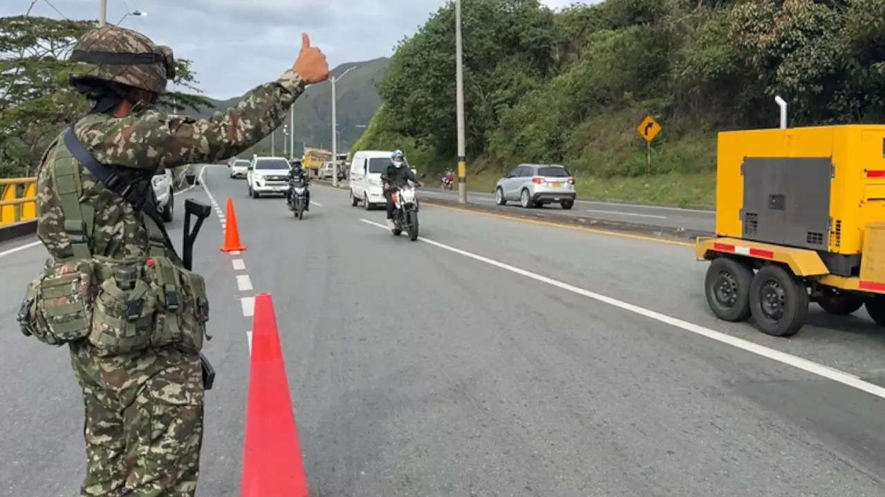 Ejército intensifica controles en carreteras de Antioquia durante el puente festivo