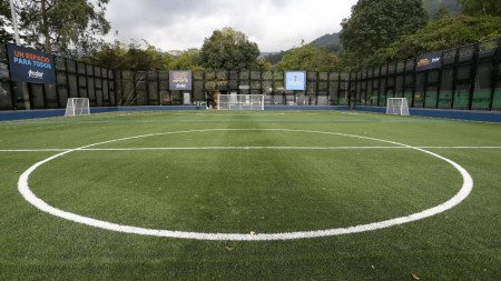 Nueva cancha certificada FIFA en Medellín busca fortalecer el deporte y la recreación comunitaria