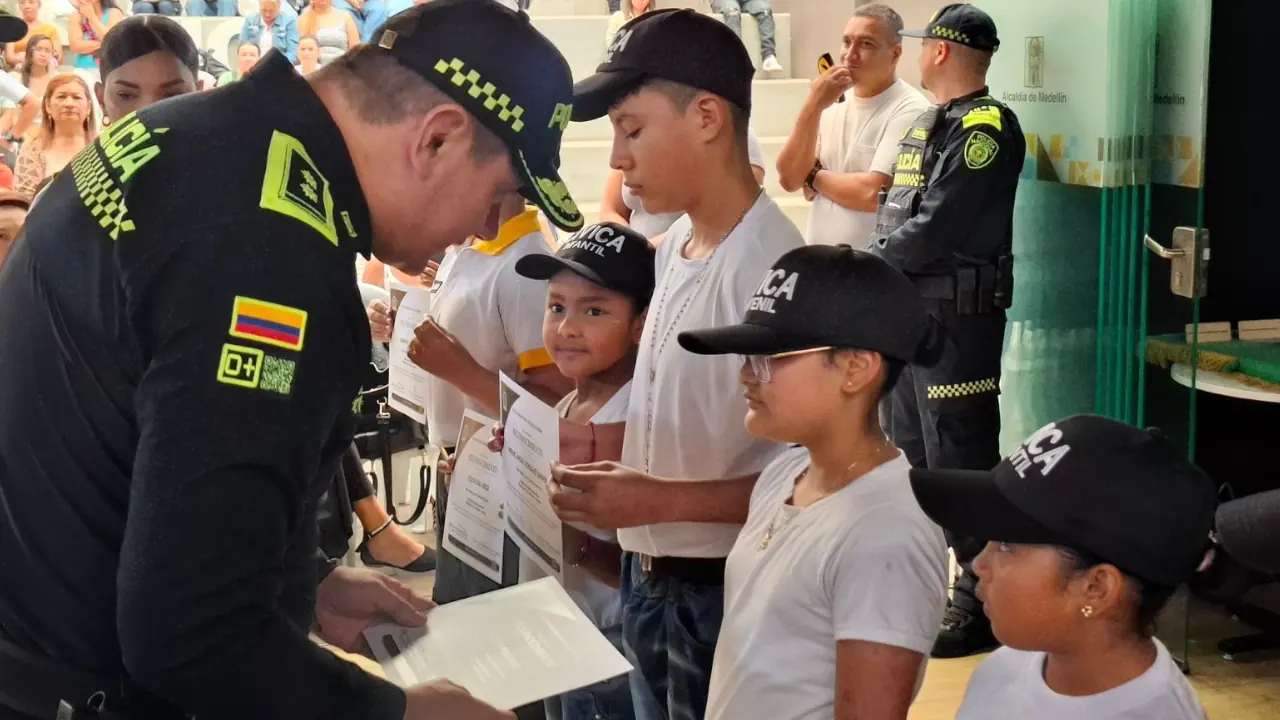 Policía del Valle de Aburrá reunió a voluntarios en un Programa de Participación Cívica Infantil y Juvenil