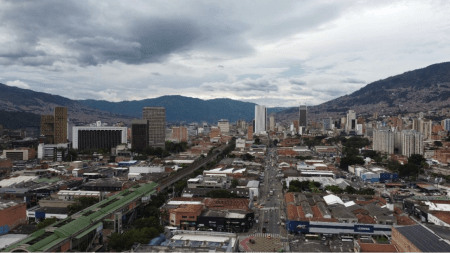 ¡Esté pendiente que hay movilización! Estas son las vías por las cuales saldrán a marchar los manifestantes panoramica de medellin