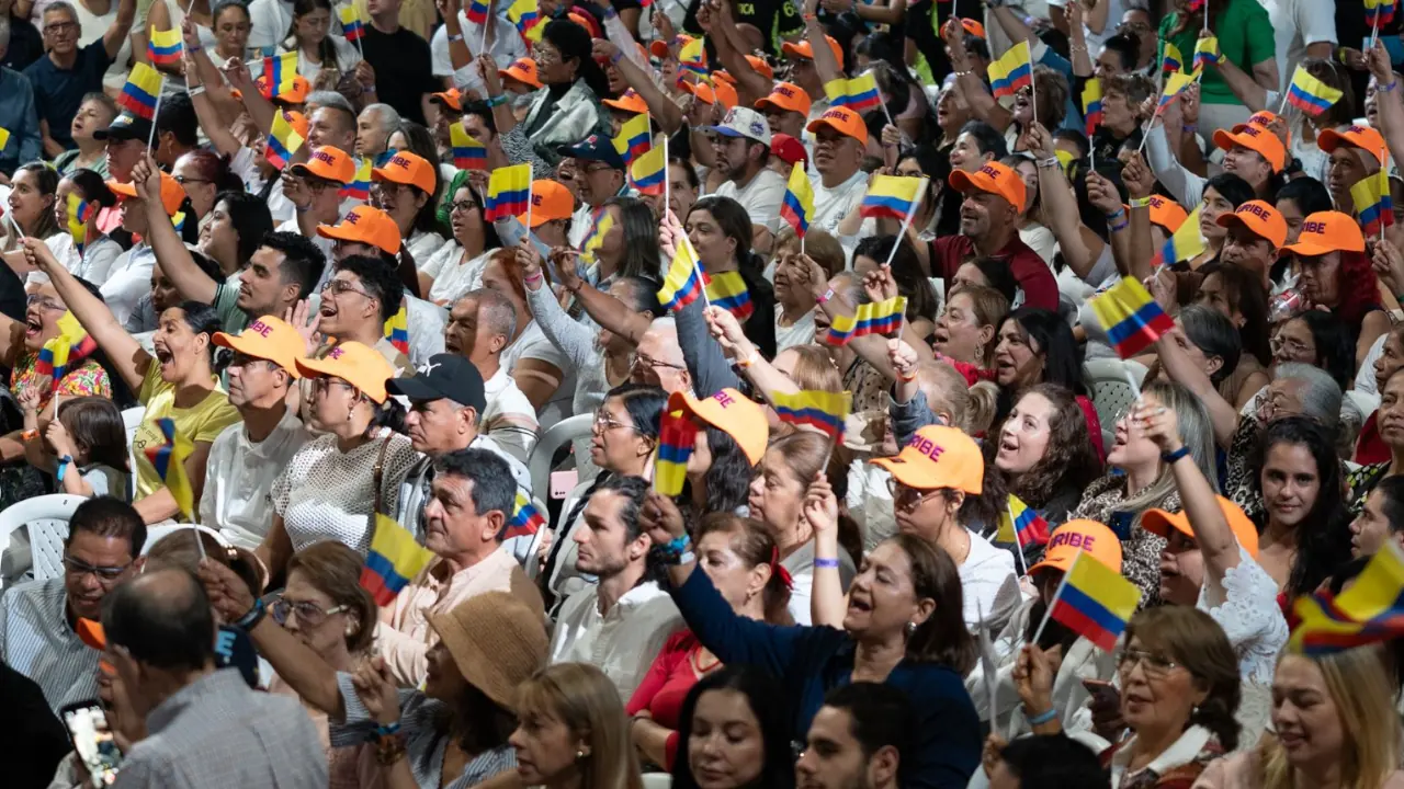 Miguel Uribe presentó en Medellín su propuesta de gobierno centrada en la seguridad y el fortalecimiento institucional