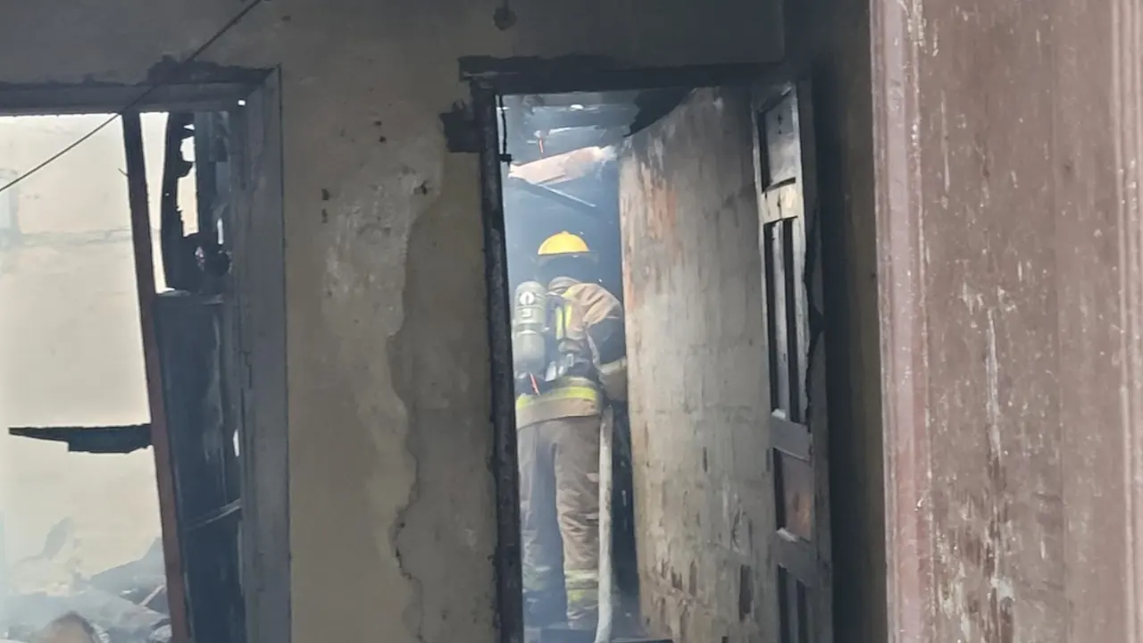 Reportan incendio en una casa abandonada de Rionegro, Antioquia 1 Reportan incendio en una casa abandonada de Rionegro