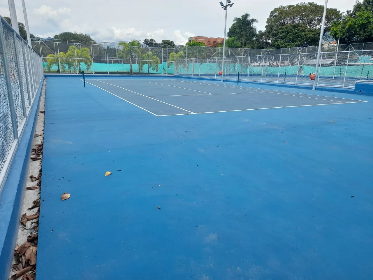Cancha-de-tenis-Belen-1
