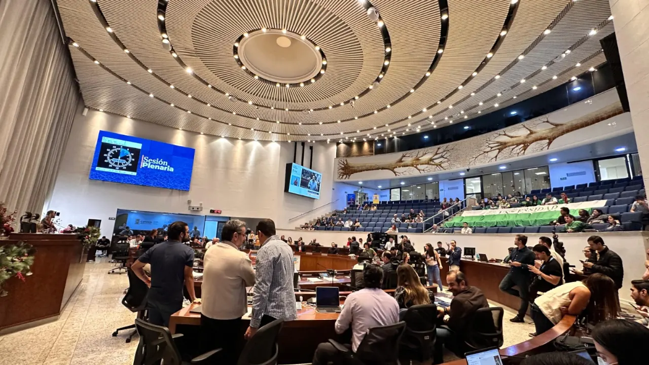 Concejo de Medellín aprueba presupuesto 2026 por más de $12 billones