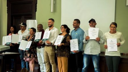La Gobernación de Antioquia premia la labor comunitaria: Nueve líderes, "El Gran Comunal de Antioquia 2025