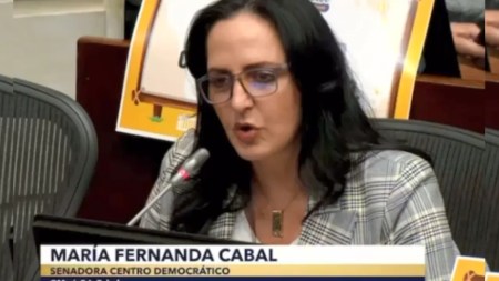 María Fernanda Cabal defiende a la Fuerza Pública y advierte sobre los efectos del reclutamiento infantil en zonas de conflicto María Fernanda Cabal defiende a la Fuerza Pública y advierte sobre los efectos del reclutamiento infantil en zonas de conflicto