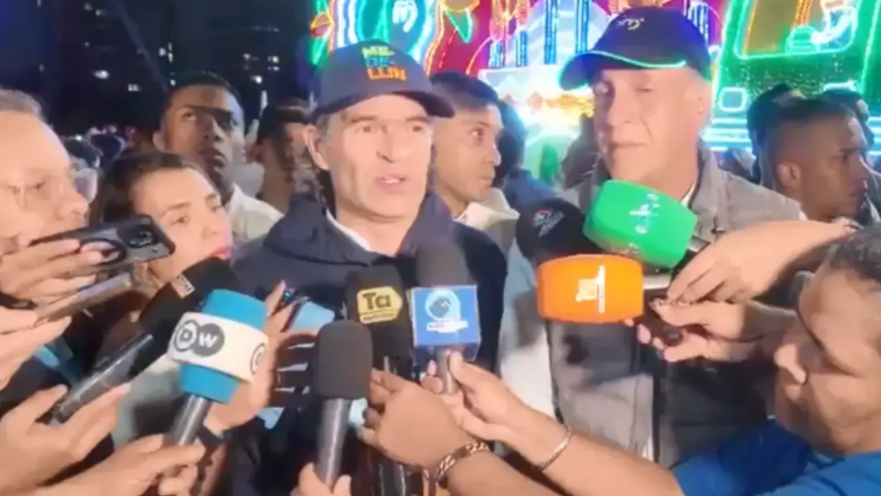El alcalde Federico Gutiérrez pidió celebrar diciembre sin pólvora durante el encendido navideño