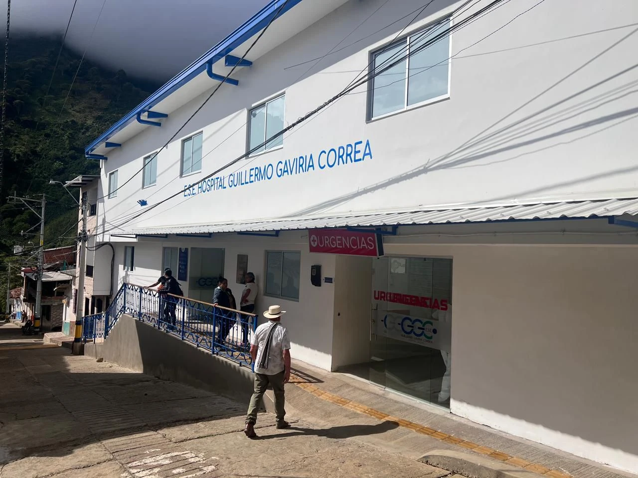 ¡Qué bien! Gobernación de Antioquia entregó nueva sede educativa y obras en hospital de Caicedo 2 entrega-sede-educativa-hospital-Caicedo-2