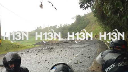 Explosión destruye un tramo de la vía Medellín a la costa y obliga a un cierre total