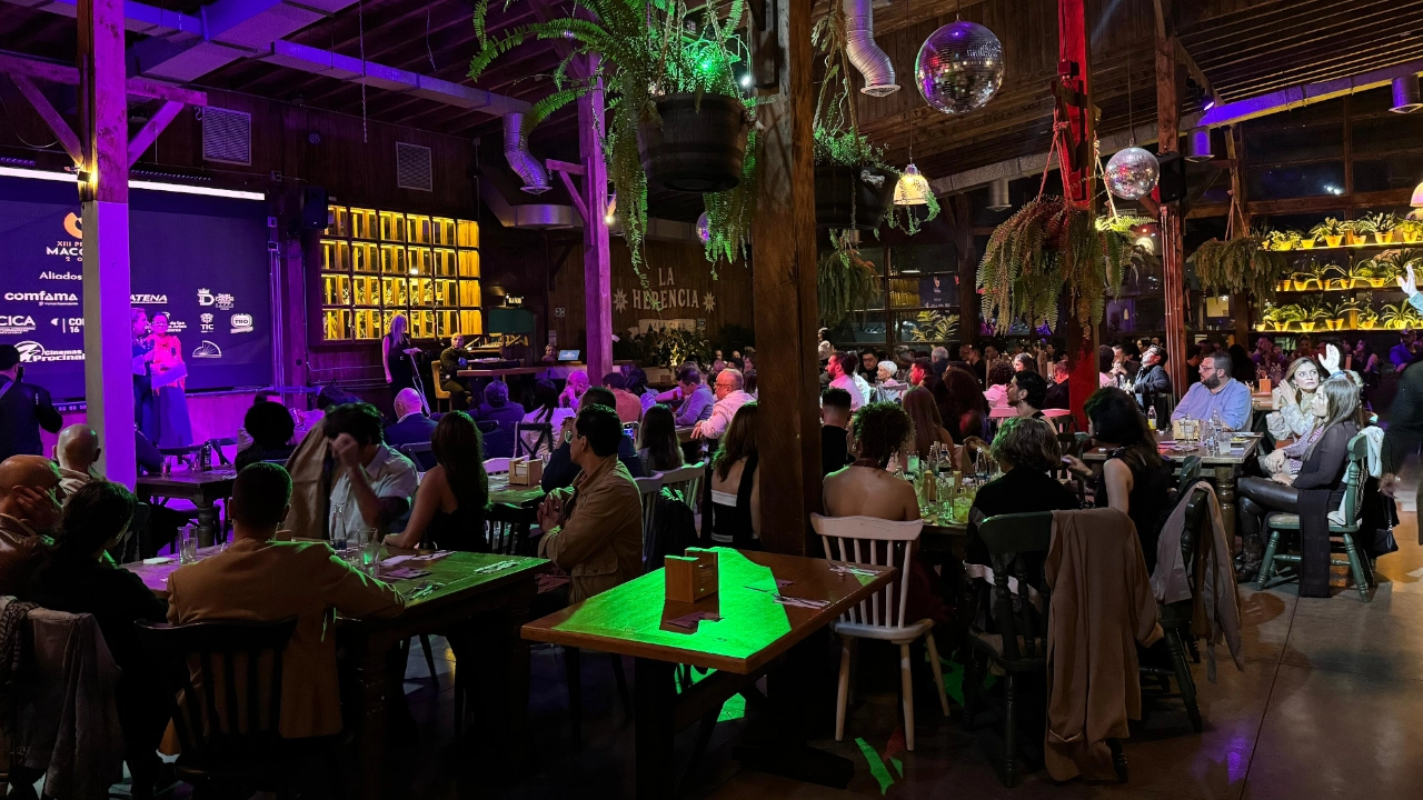 La industria cultural impulsa el desarrollo: Medellín brilló con la cena de nominados de los Premios Macondo 2025