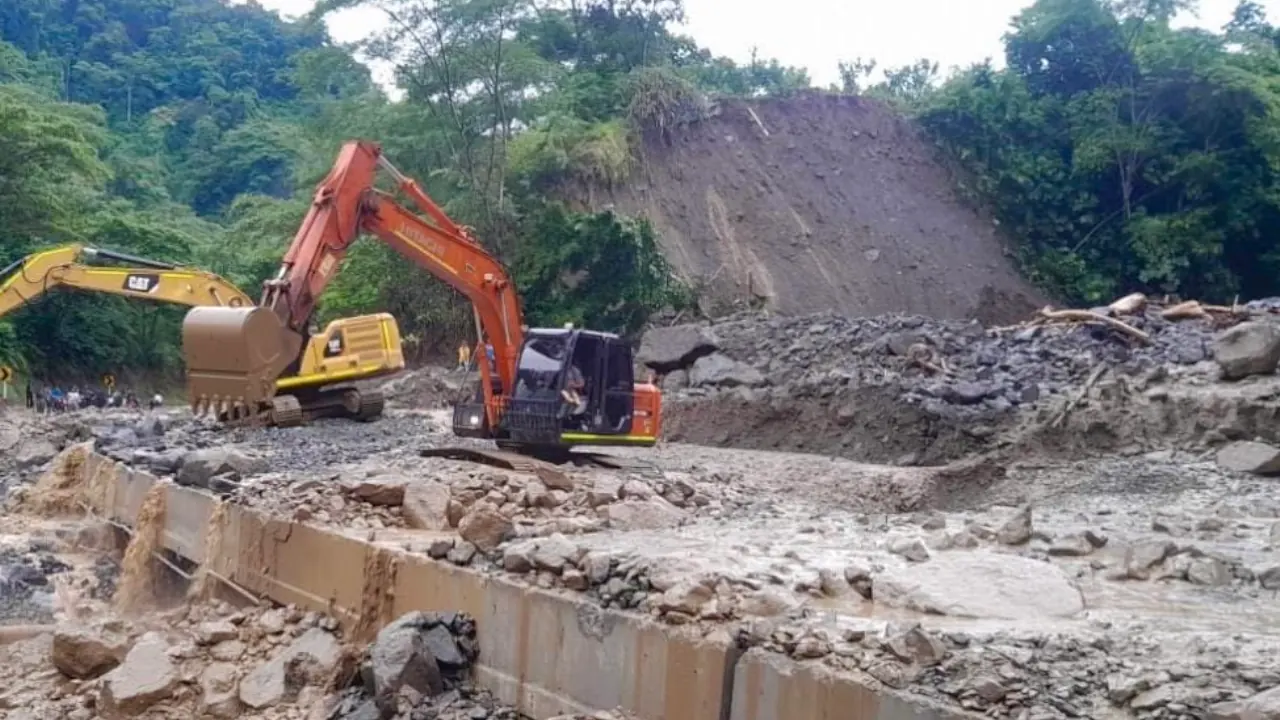 Aún no hay paso en la vía Medellín y Urabá, estas son las rutas alternas que siguen abiertas