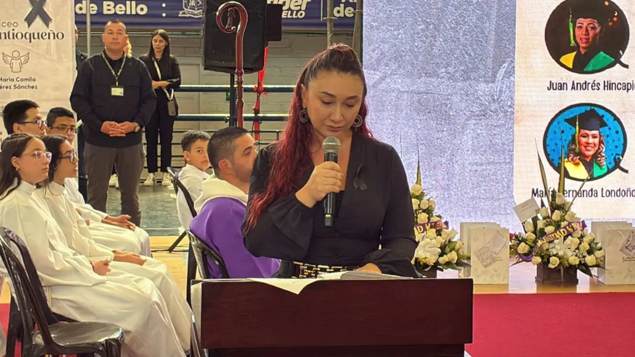 Alcaldía de Bello rindió tributo a los bachilleres del Liceo Antioqueño fallecidos en accidente vial