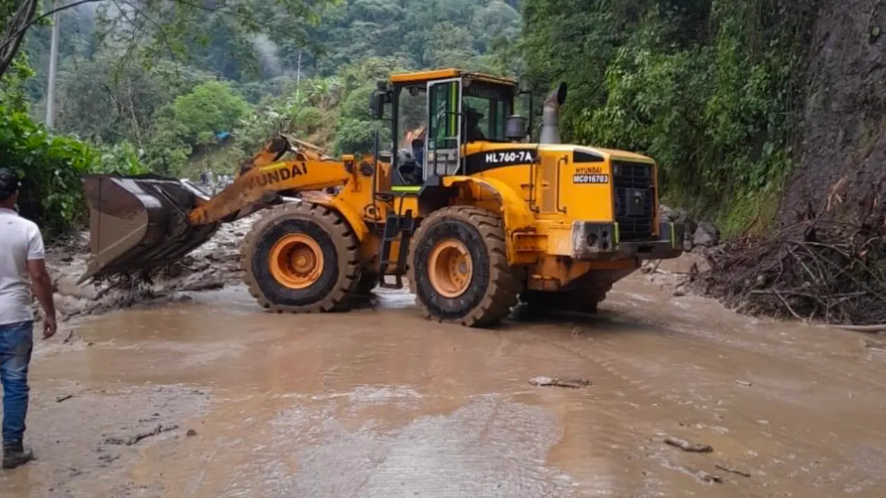 Aún no hay paso en la vía Medellín y Urabá, estas son las rutas alternas que siguen abiertas