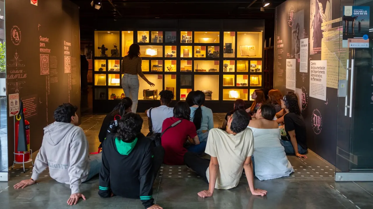Encuentro literario reúne a 25 autores antioqueños en la Biblioteca Pública Piloto