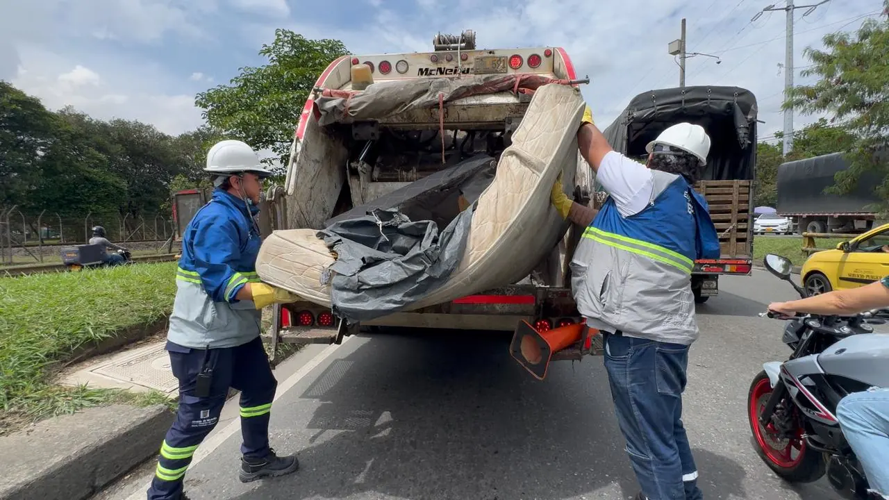 Más de 13 mil cambuches han sido desmontados en Medellín durante 2025