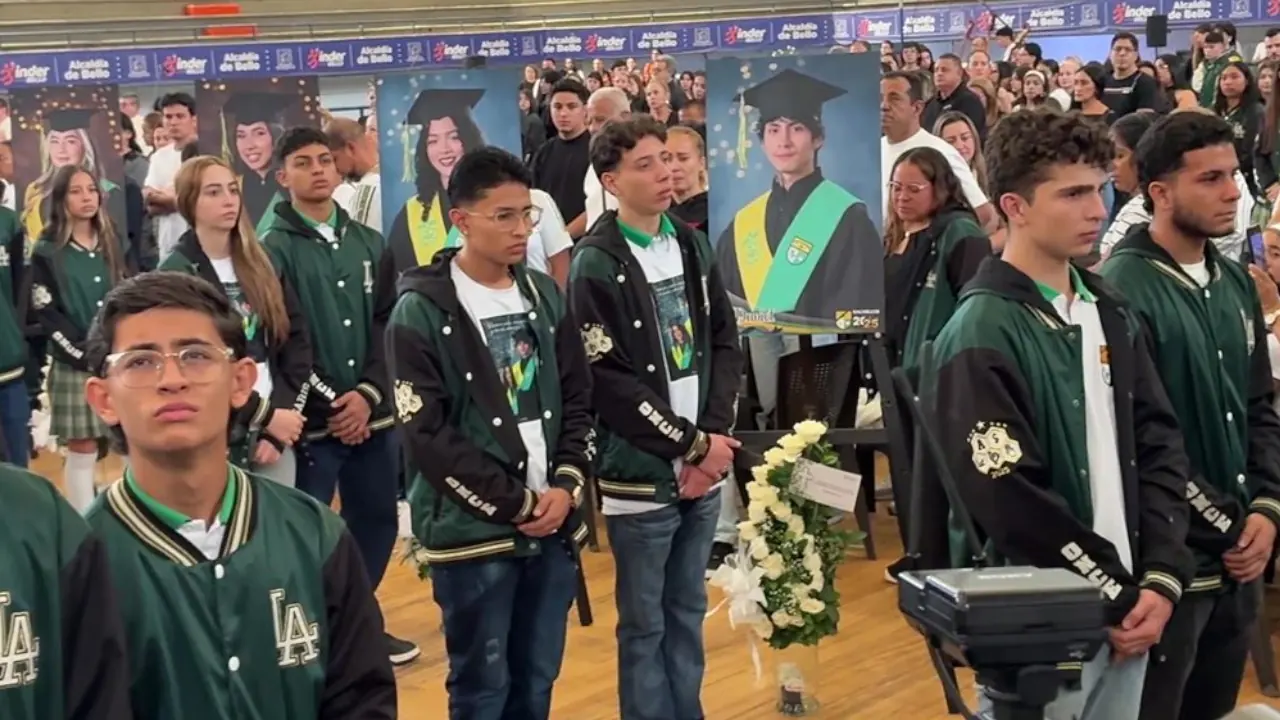 Alcaldía de Bello rindió tributo a los bachilleres del Liceo Antioqueño fallecidos en accidente vial