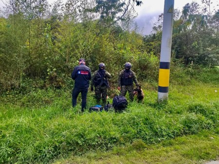 Ejército halla cargamento de cocaína oculto en zona rural de Cocorná