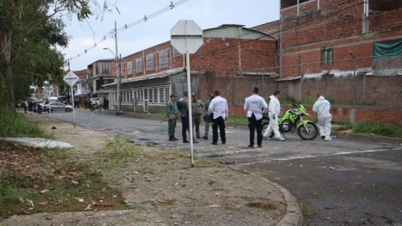 ATENTADO POLICIAS CALI