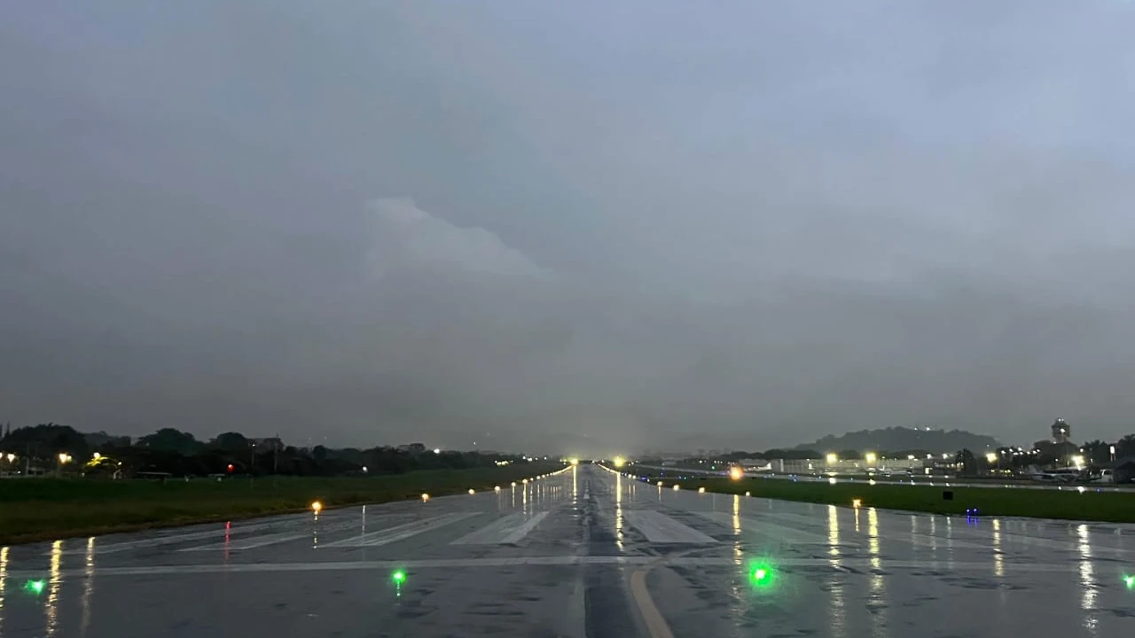 Restricción por baja visibilidad afecta operaciones en el aeropuerto Olaya Herrera Aeropuerto
