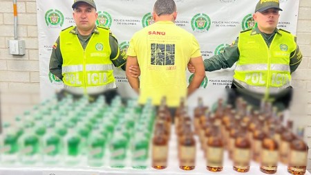 Cae cargamento de licor adulterado en una vía del Nordeste antioqueño