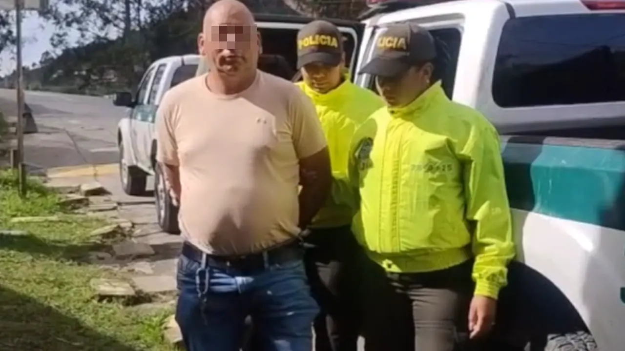 Cinco meses de rastreo terminan con la captura de un hombre buscado por homicidio en San Luis Cinco meses de rastreo terminan con la captura de un hombre buscado por homicidio en San Luis