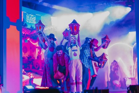 Sabaneta encendió la Navidad con un espectáculo lleno de magia y tradición IMG 20251201 WA0032