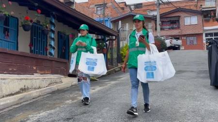 Más de 7.000 hogares de Medellín se suman a campaña de reciclaje Reciclar