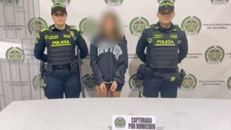 Se le fue la mano: mujer mató a su novio en Manrique y alega defensa propia Se le fue la mano mujer mato a su novio en Manrique y alega defensa propia