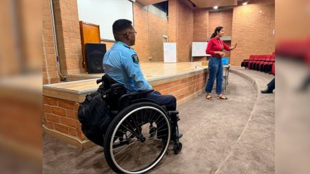 Ya es un hecho: William es el agente de tránsito en silla de ruedas que contrató Medellín Ya es un hecho: William es el agente de tránsito en silla de ruedas que contrató Medellín