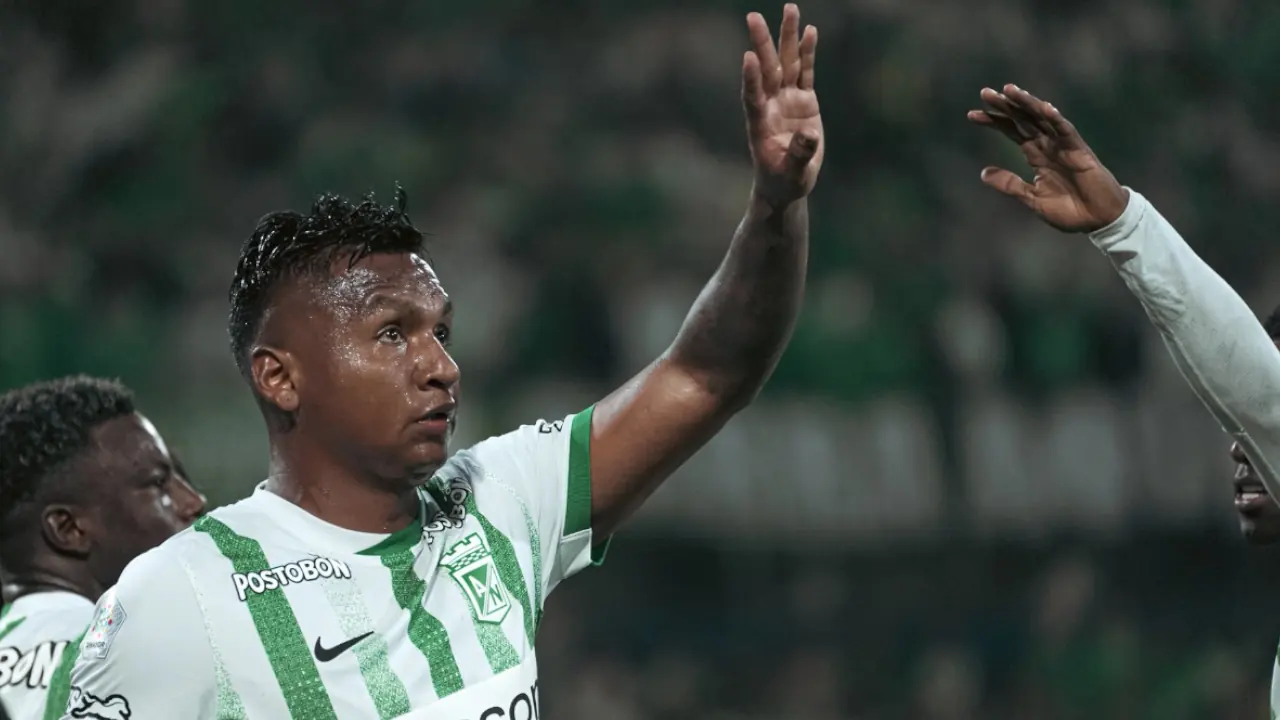 El clásico se vistió de verde: Nacional sigue vivo en el grupo de la muerte y Medellín sin esperanzas