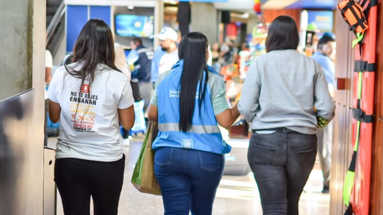 ¡Pilas este fin de ano No deje que el sueno de irse al exterior se le convierta en una pesadilla