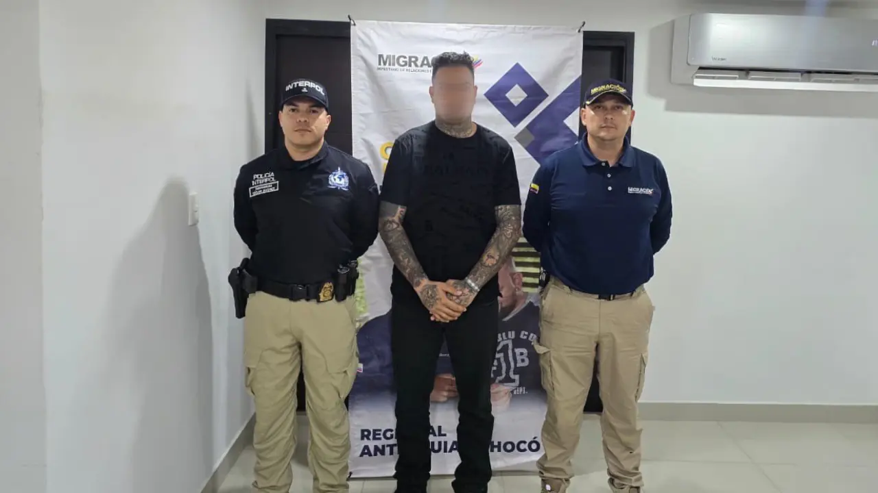 Interpol capturó en Antioquia a hombre buscado por homicidio de madre e hija en México