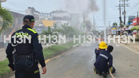 Disturbios y daños a negocios en medio de protestas en Necoclí por la recuperación de la hacienda La Virgen del Cobre