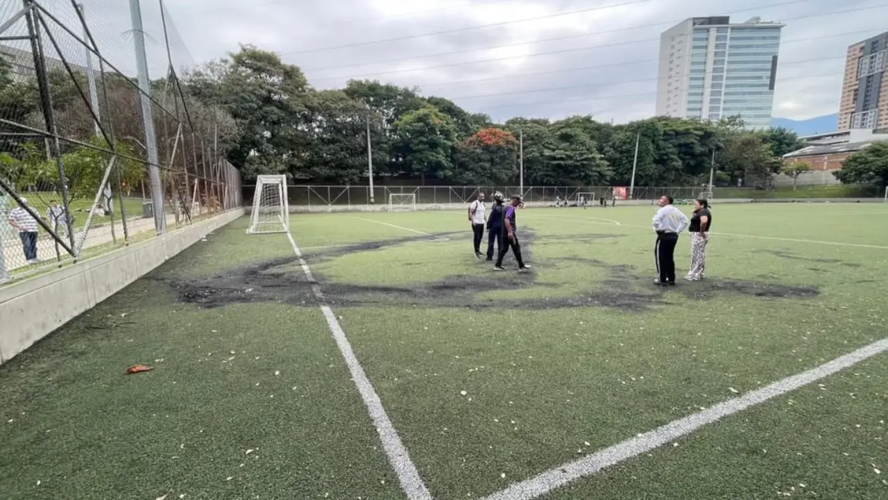 Globo de mecha cayó en el Polideportivo Sur de Envigado