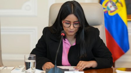 Se hizo oficial la renuncia de Angie Rodríguez al Dapre y asume la gerencia del Fondo Adaptación AngieRodirguez