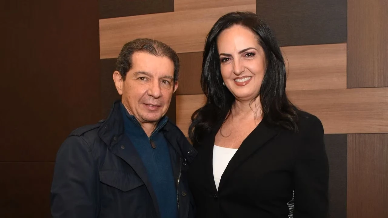Crisis en el uribismo: María Fernanda Cabal y su esposo se van del Centro Democratico Cabal