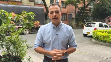 Concejal Andrés Tobón anuncia acciones legales por cancelaciones injustificadas de reservas en Medellín Concejal Andrés Tobón anuncia acciones legales por cancelaciones injustificadas de reservas en Medellín