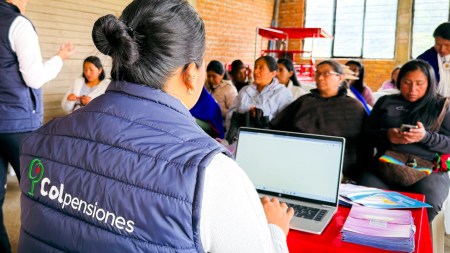 Ya es una realidad: mujeres podrán pensionarse con menos semanas desde este 2026 Pensionmujeres