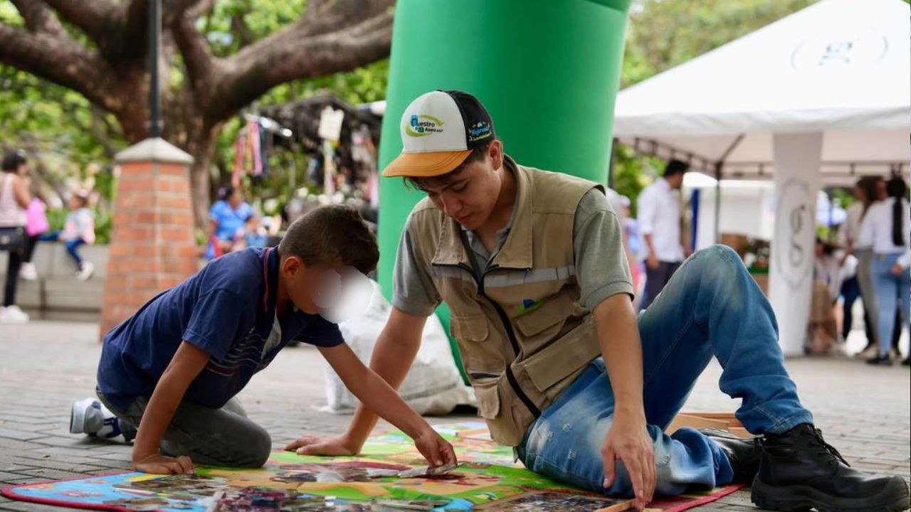 Corantioquia le pone freno a los plásticos de un solo uso con educación ambiental Corantioquia le pone freno a los plásticos de un solo uso con educación ambiental